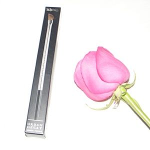 Special sale♥️URBAN DECAY PROANGLED LIP BRUSH